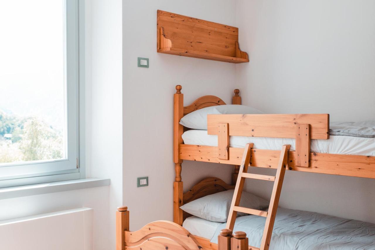 Casa Del Parco Adamello Hostel Cevo Bagian luar foto