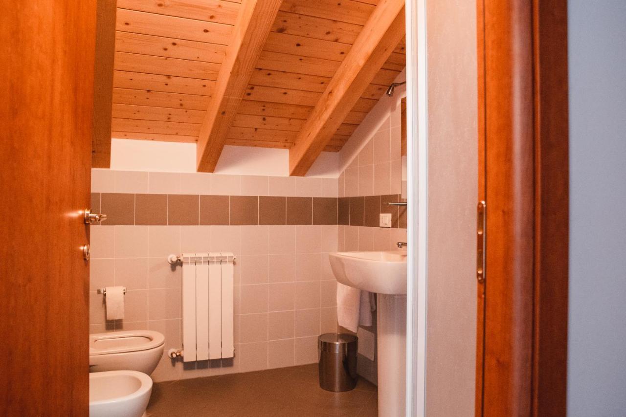 Casa Del Parco Adamello Hostel Cevo Bagian luar foto