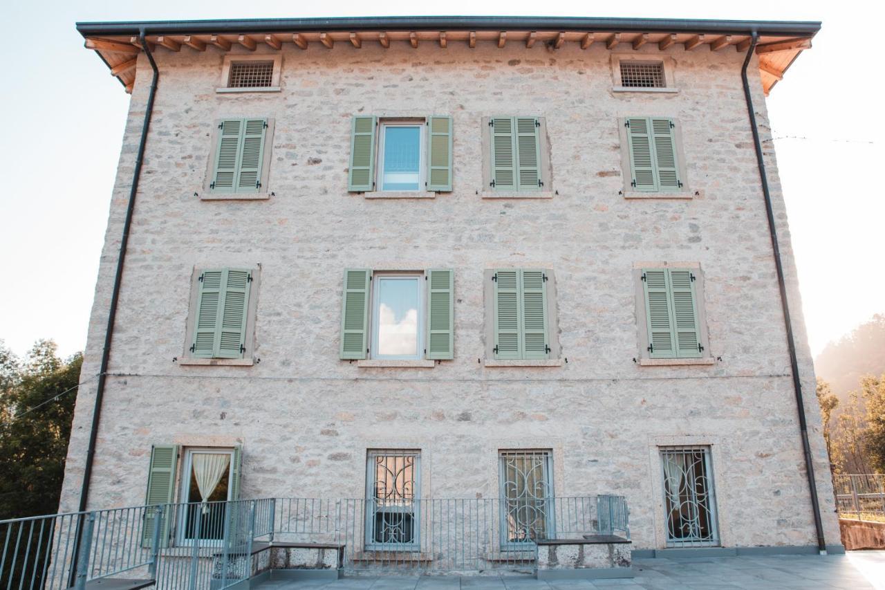 Casa Del Parco Adamello Hostel Cevo Bagian luar foto