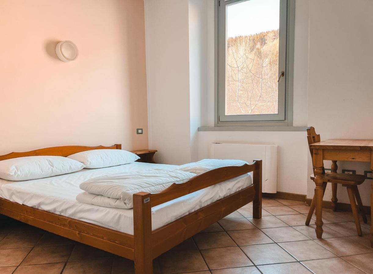 Casa Del Parco Adamello Hostel Cevo Bagian luar foto